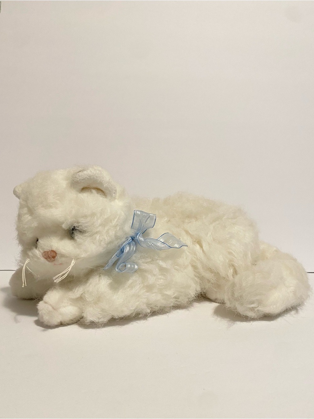 Ty Beanie Babies Classic Plush Sugar The White Cat Fluffy 12" Blue Ribbon 2002